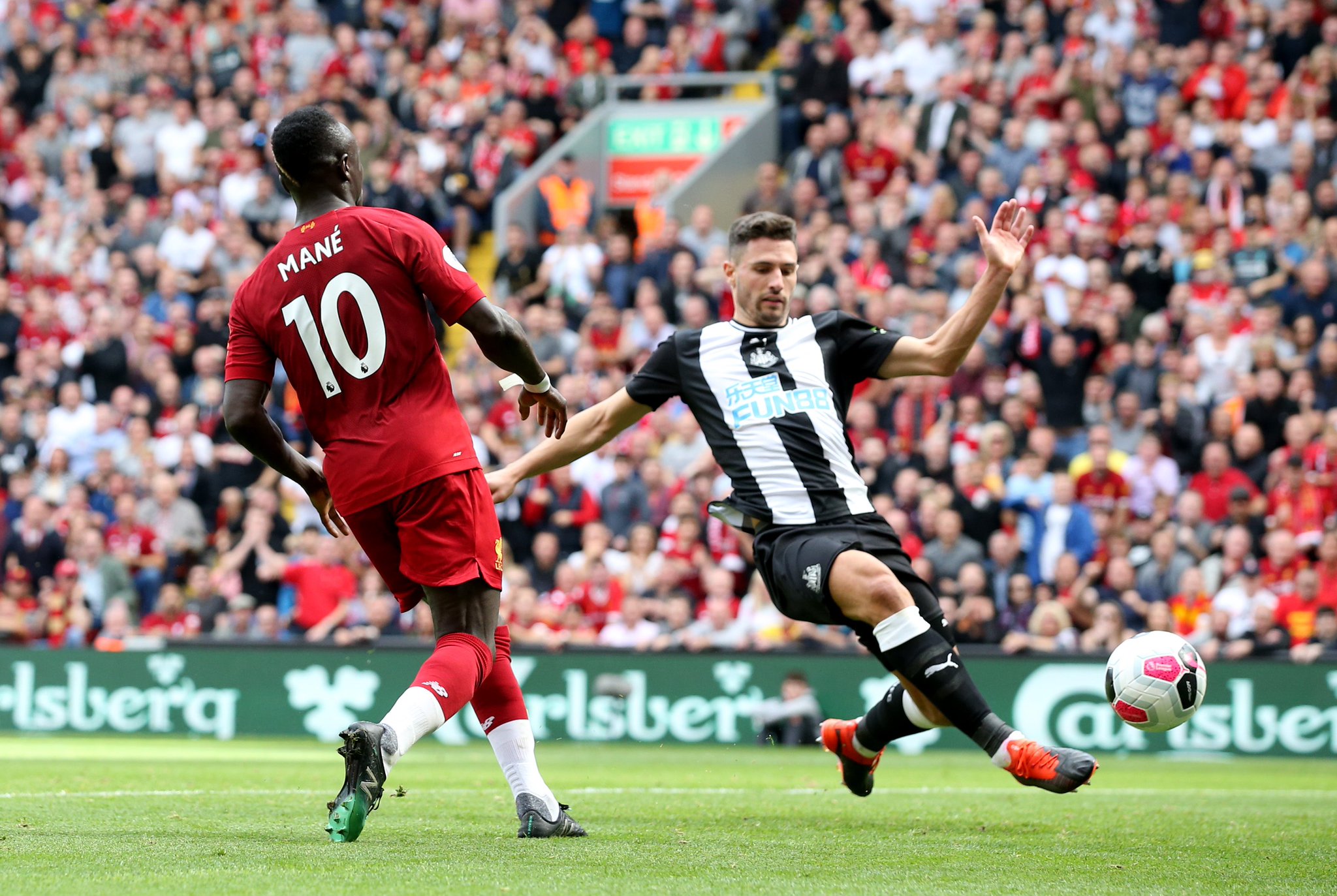 而是坚持与 而是坚持与